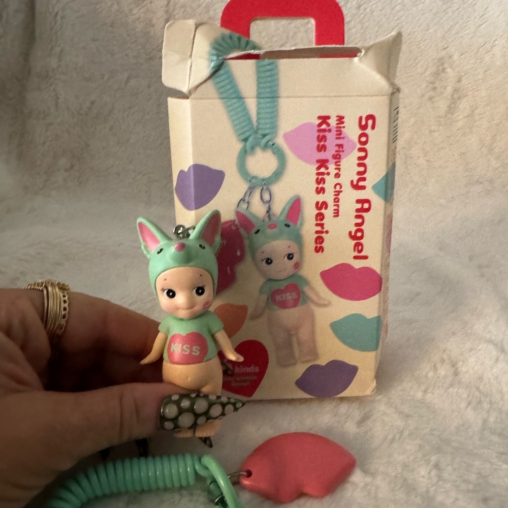 Sonny Angel Kiss Kiss Series Mini Figure fennec